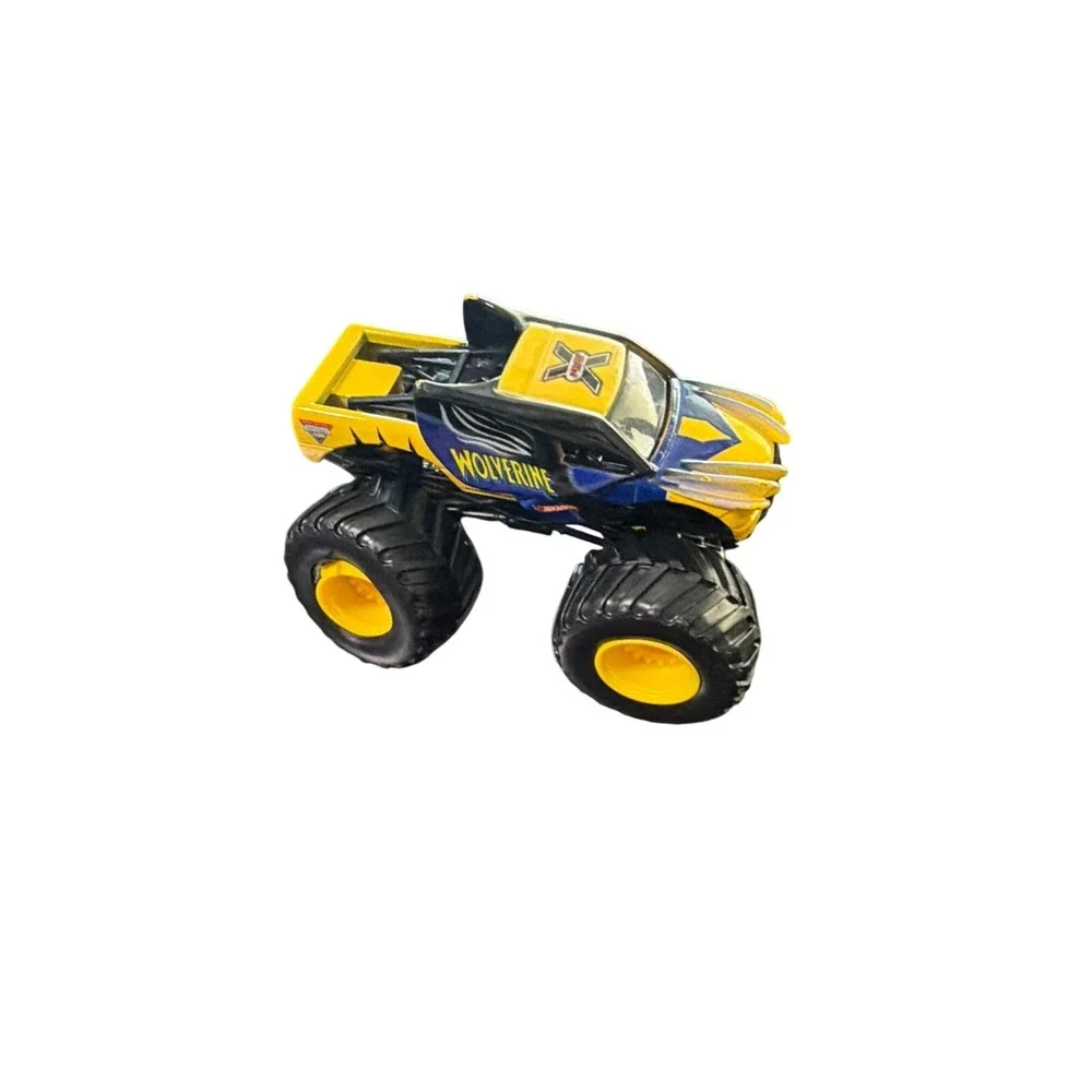 Hot Wheels Monster Jam Wolverine Marvel X-Men 1:64 Yellow Blue Diecast Truck